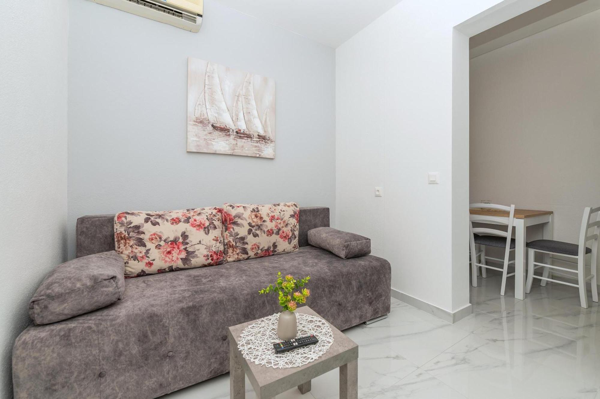 Apartmants Sestic Tucepi Bagian luar foto