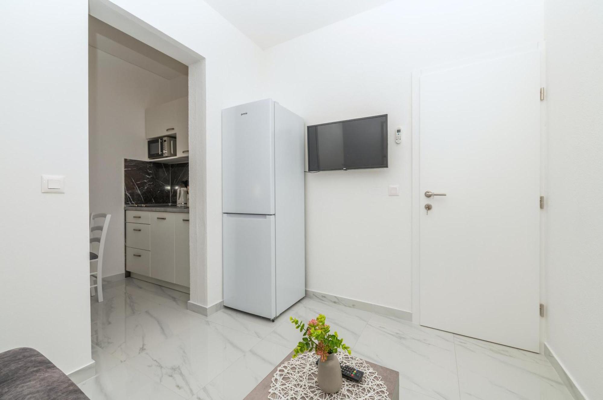 Apartmants Sestic Tucepi Bagian luar foto